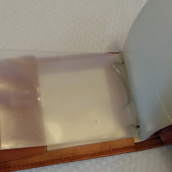 Rolfs Wallet - Picture 3 of 8